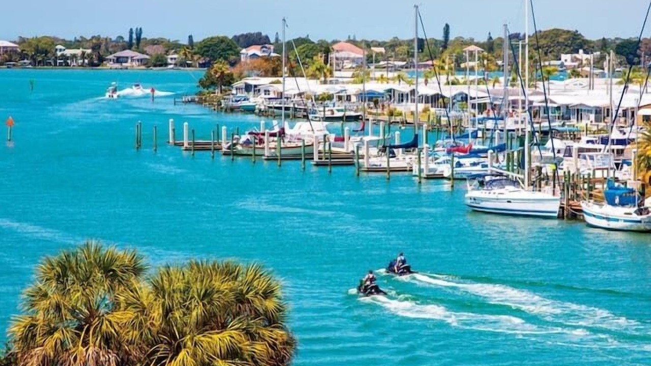 Photo of Outdoor in Golden Beach