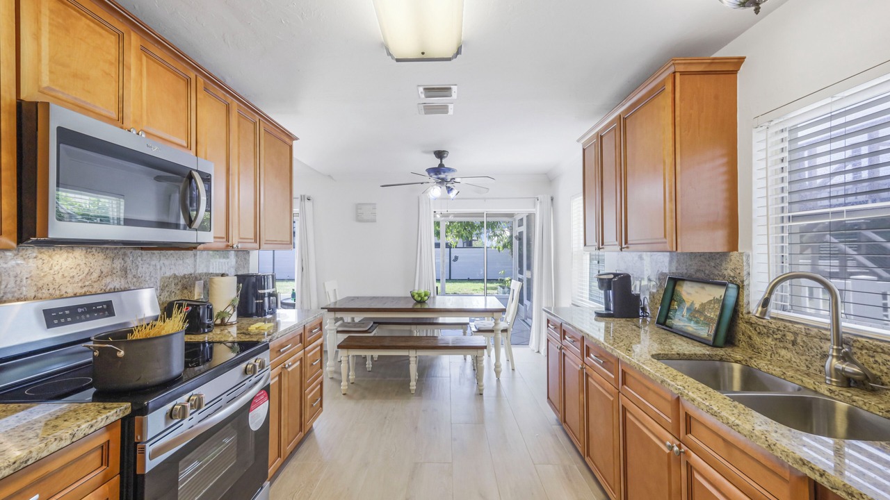 Photo of Kitchen in Isles of Capri
