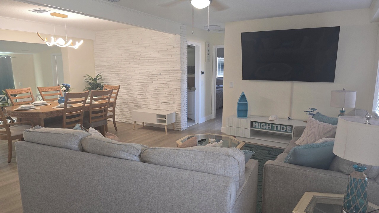 Photo of Livingroom in Sebring