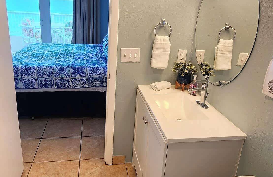 Photo of Bathroom in Floridana Beach