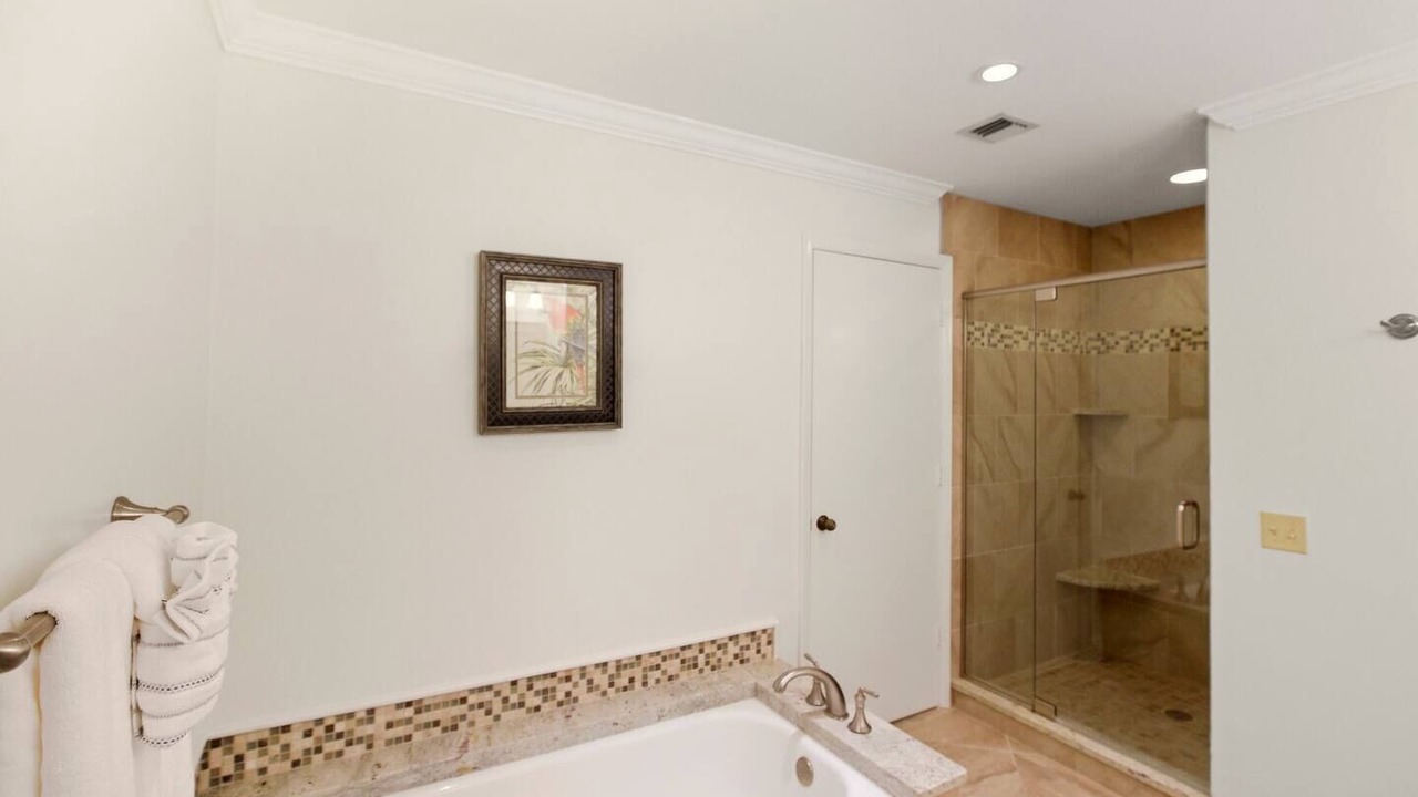 Photo of Bathroom in Naples