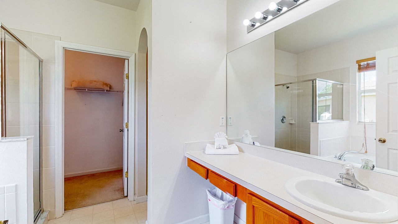 Photo of Bathroom in Port Malabar