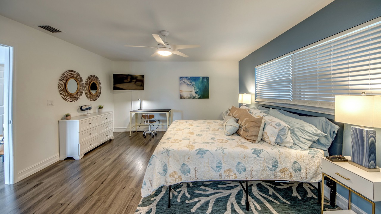 Photo of Bedroom in Caloosahatchee