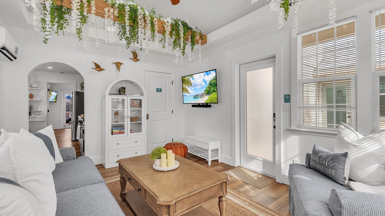 Photo of Livingroom in Pass-a-Grille
