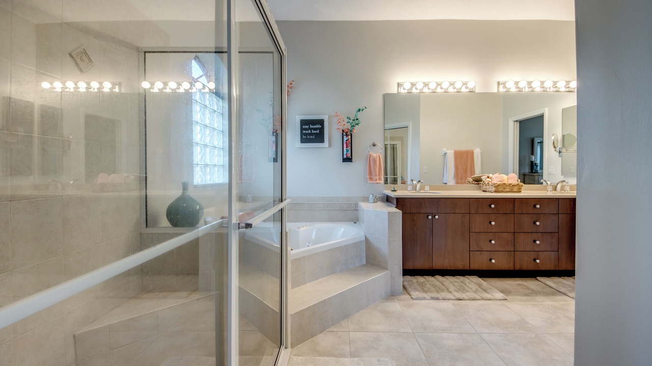Photo of Bathroom in Cape Coral