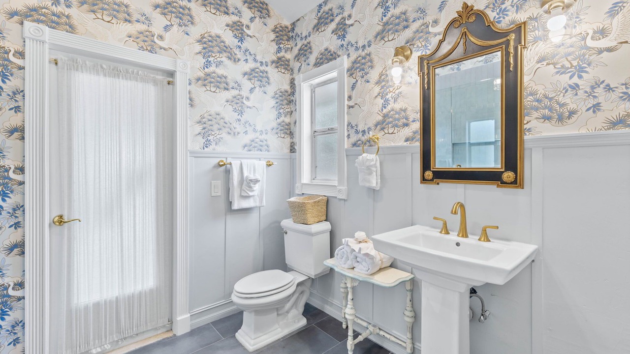 Photo of Bathroom in Biggar
