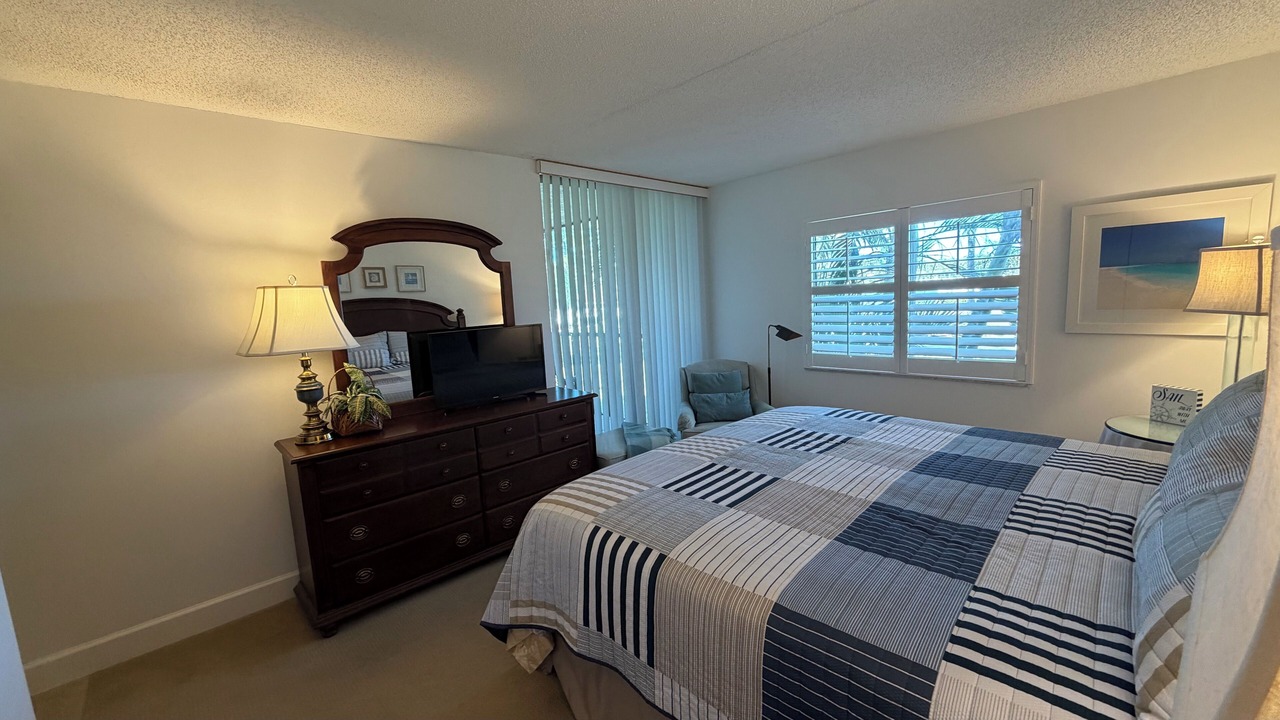 Photo of Bedroom in Bonita Springs