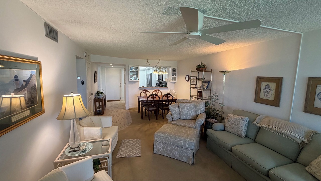 Photo of Livingroom in Bonita Springs