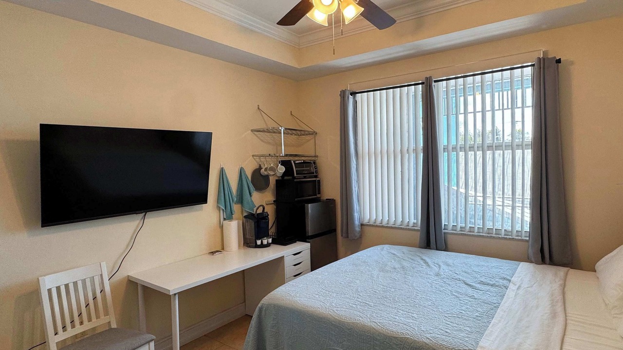 Photo of Bedroom in Bonita Shores
