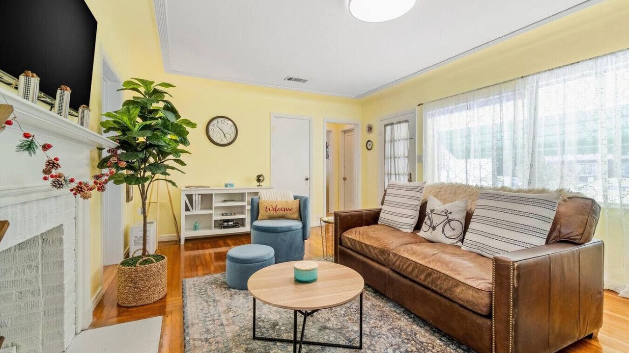 Photo of Livingroom in Redington Beach
