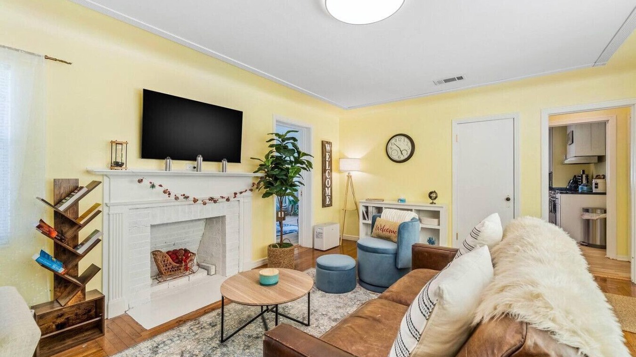Photo of Livingroom in Redington Beach