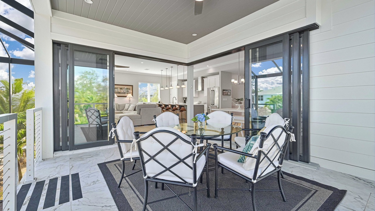 Photo of Patio Balcony in Bonita Shores