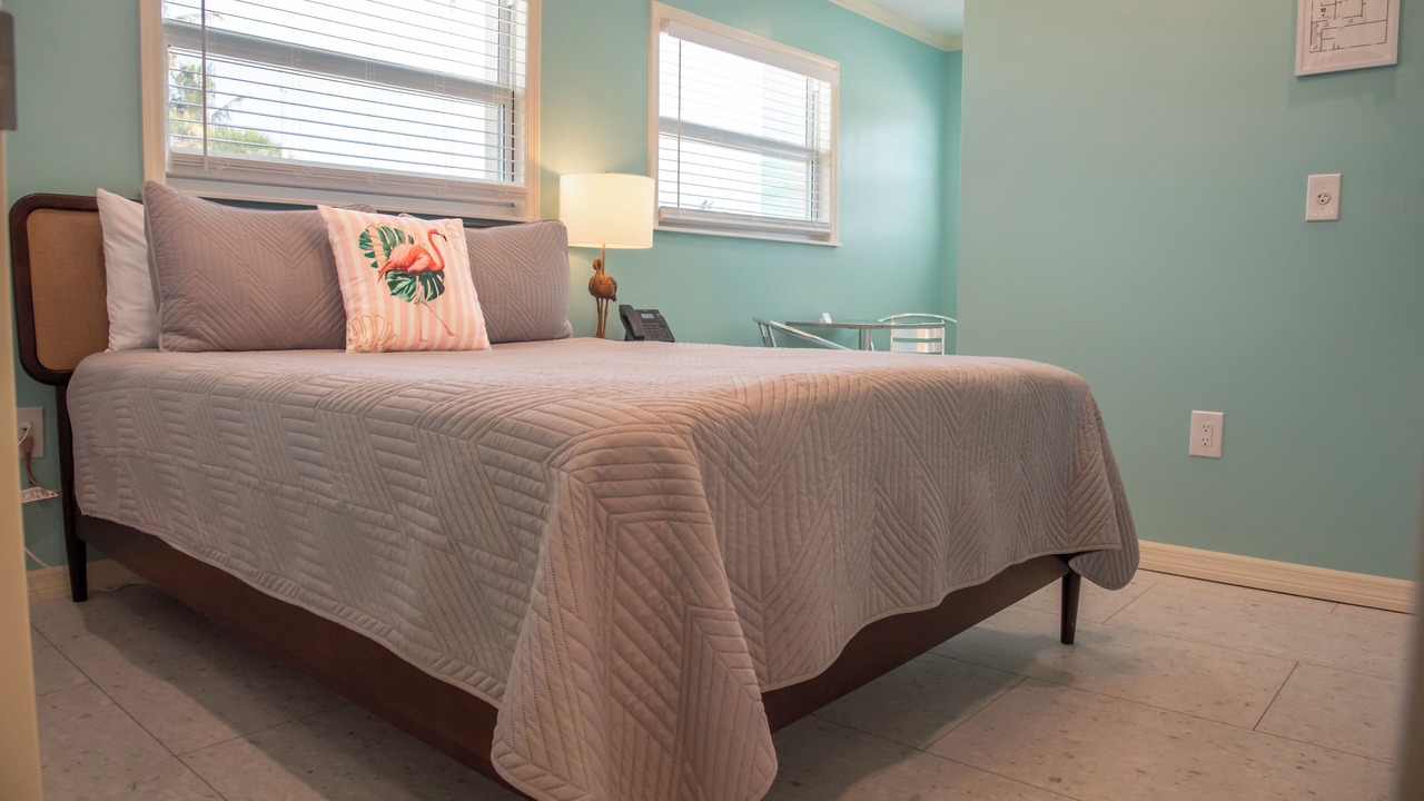 Photo of Bedroom in Mid Island