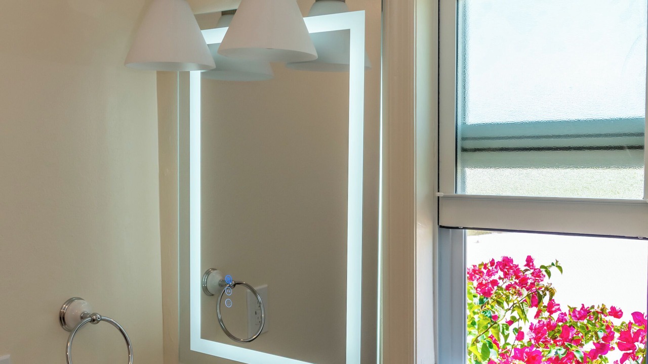 Photo of Bathroom in Mid Island