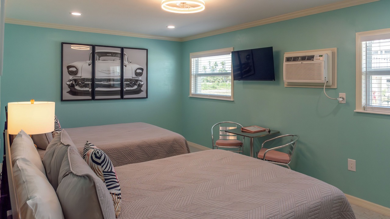 Photo of Bedroom in Mid Island