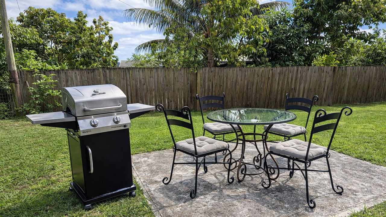 Photo of Outdoor in Seminole Manor