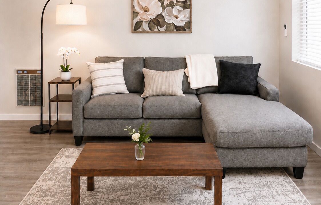 Photo of Livingroom in Seminole Manor