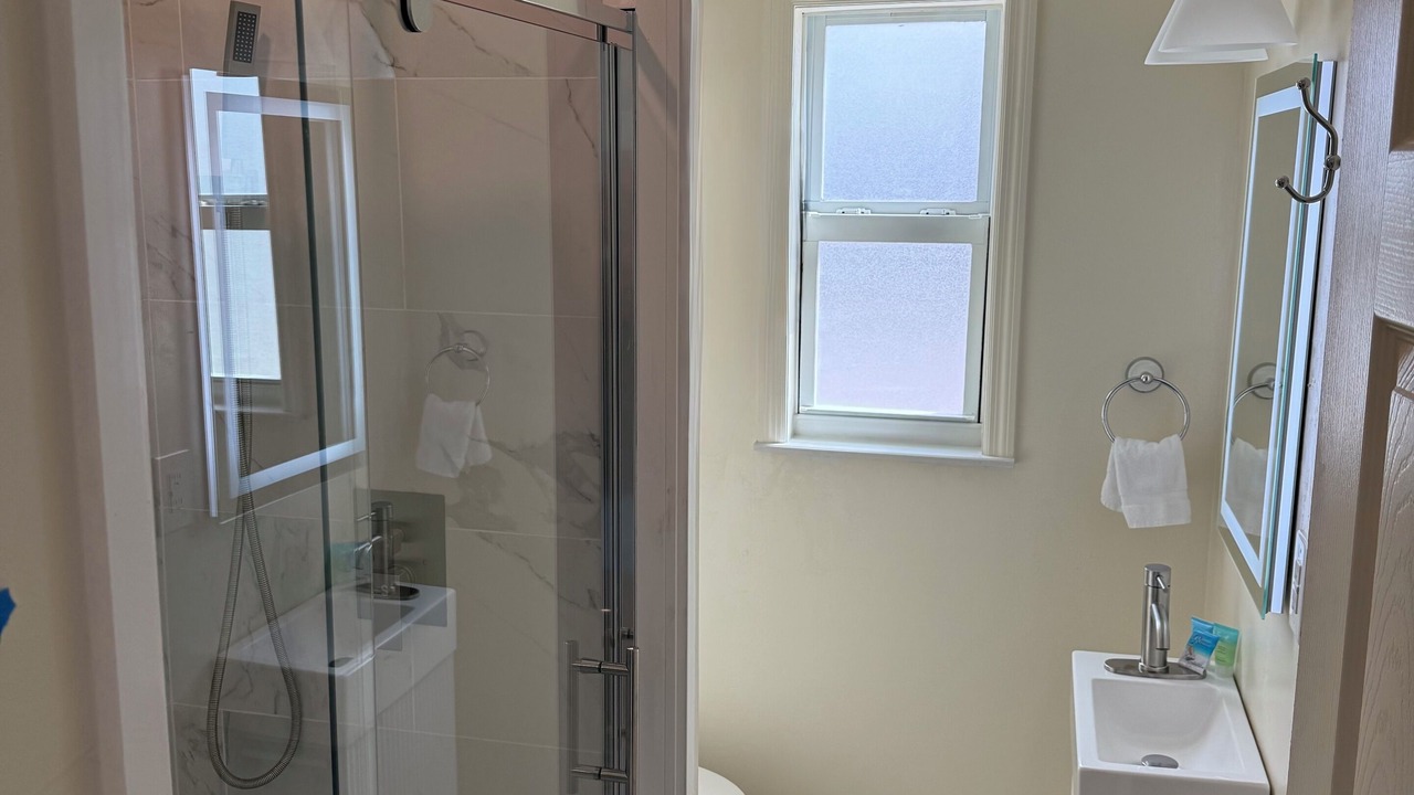 Photo of Bathroom in Mid Island