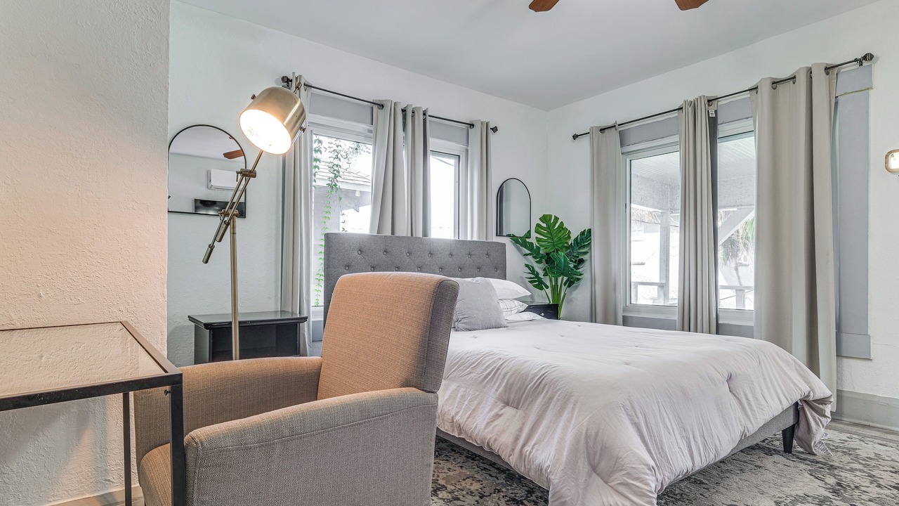 Photo of Bedroom in Winter Haven