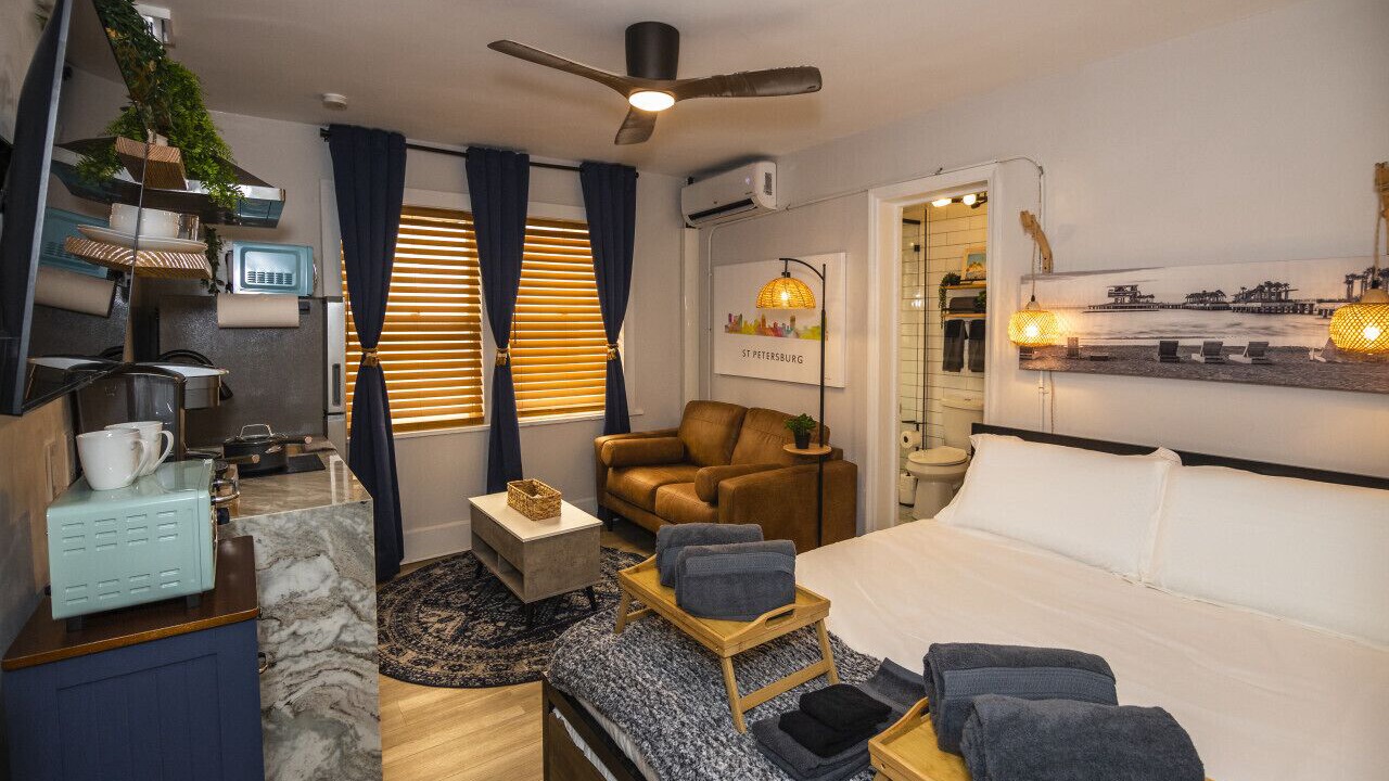 Photo of Bedroom in Downtown St. Petersburg
