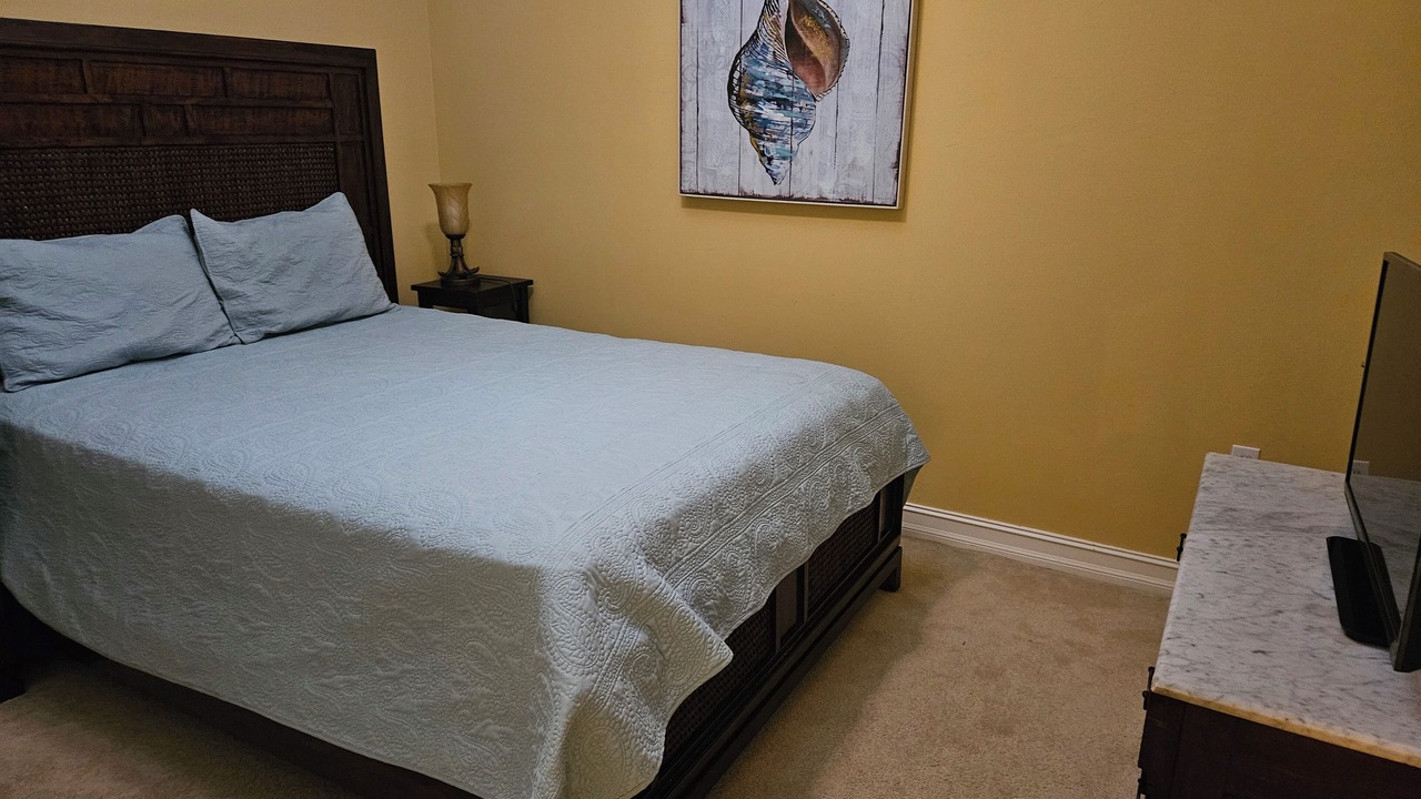 Photo of Bedroom in Tarpon Bay