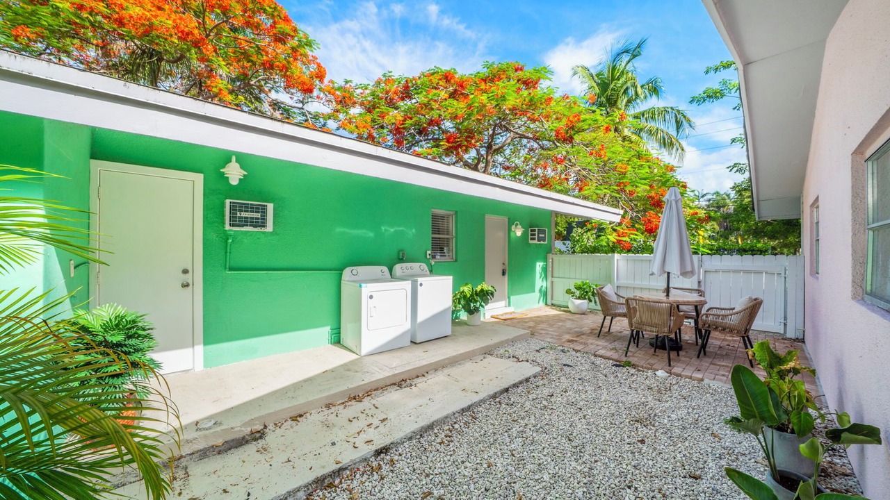 Photo of Outdoor in Coconut Grove
