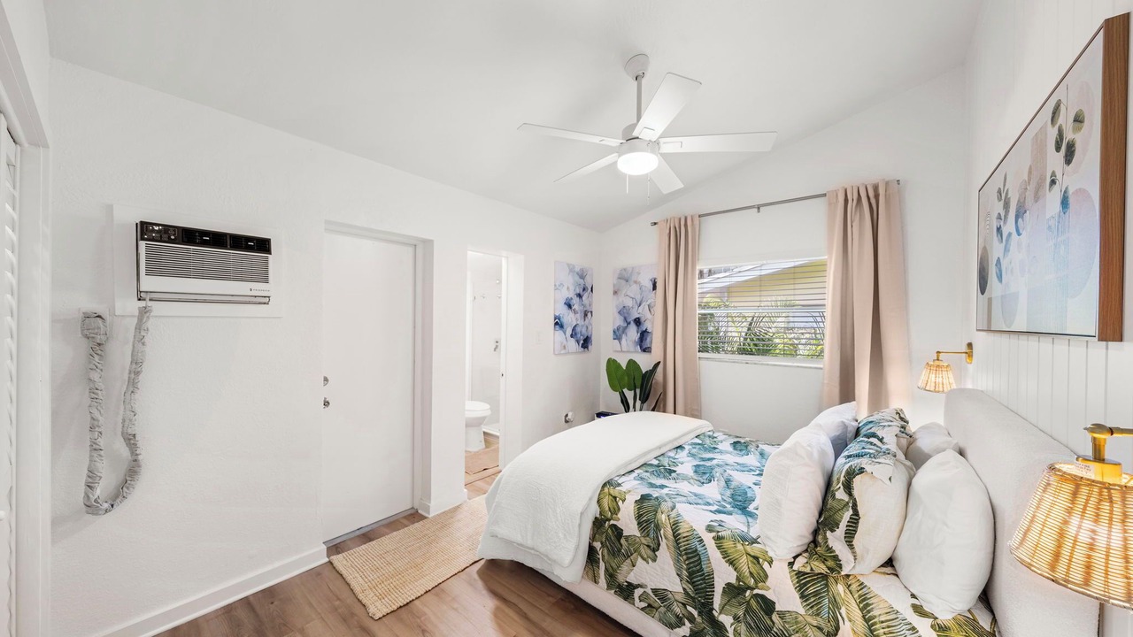 Photo of Bedroom in Coconut Grove