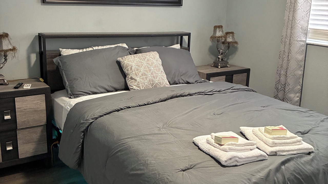 Photo of Bedroom in Clair-Mel City