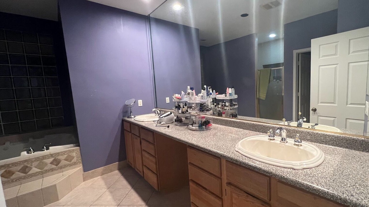 Photo of Bathroom in Jog Road