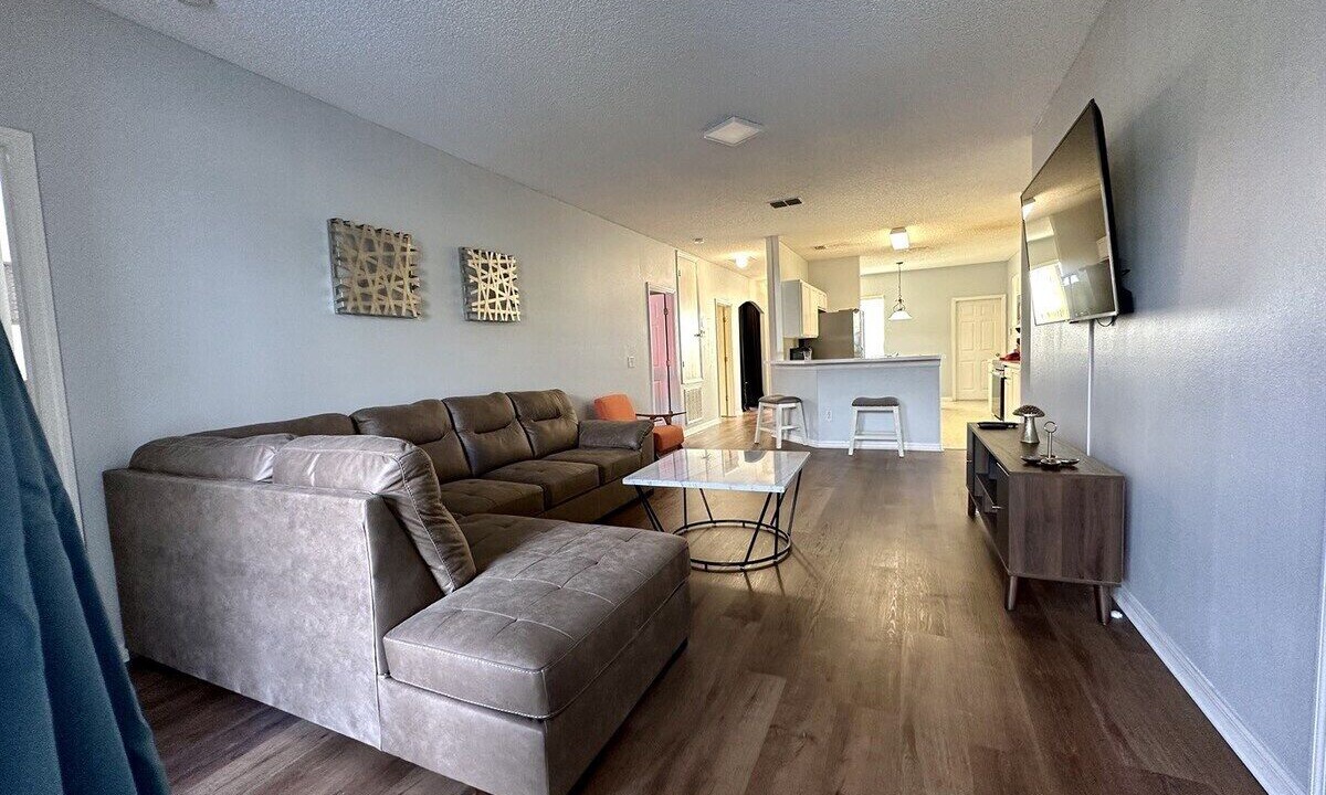 Photo of Livingroom in Sunset Ridge