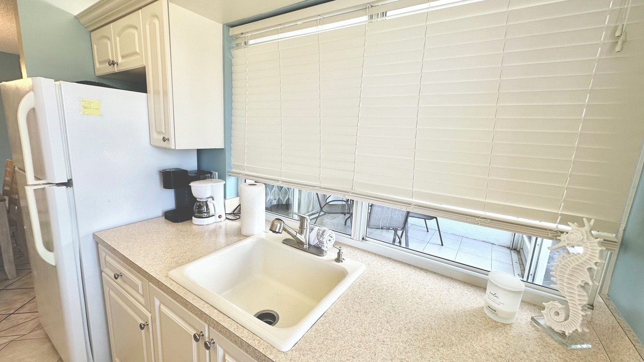 Photo of Kitchen in Jupiter Bay