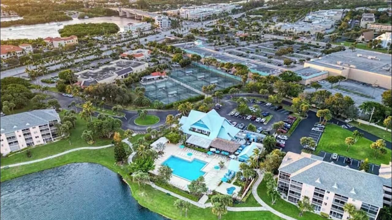 Photo of Outdoor in Jupiter Bay