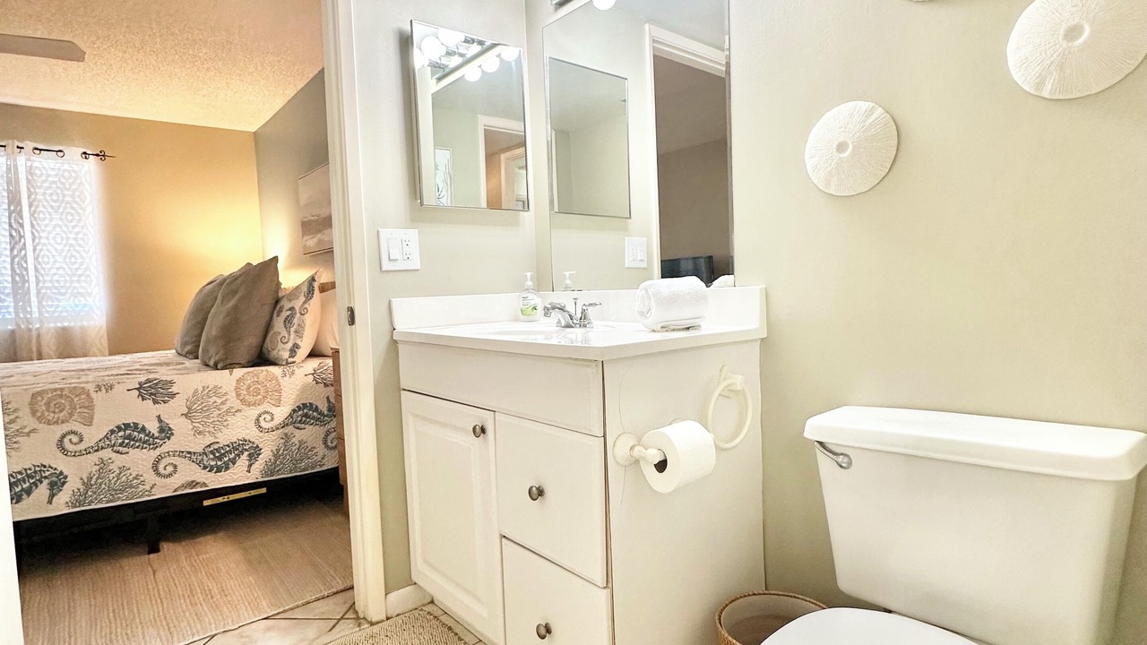 Photo of Bathroom in Jupiter Bay