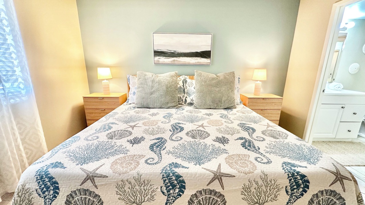 Photo of Bedroom in Jupiter Bay
