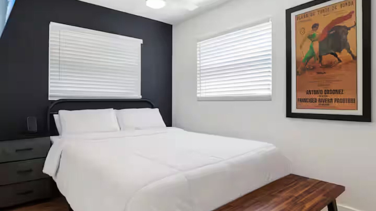 Photo of Bedroom in Lake Worth