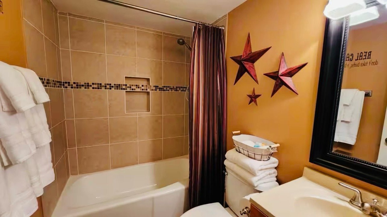 Photo of Bathroom in River Ranch