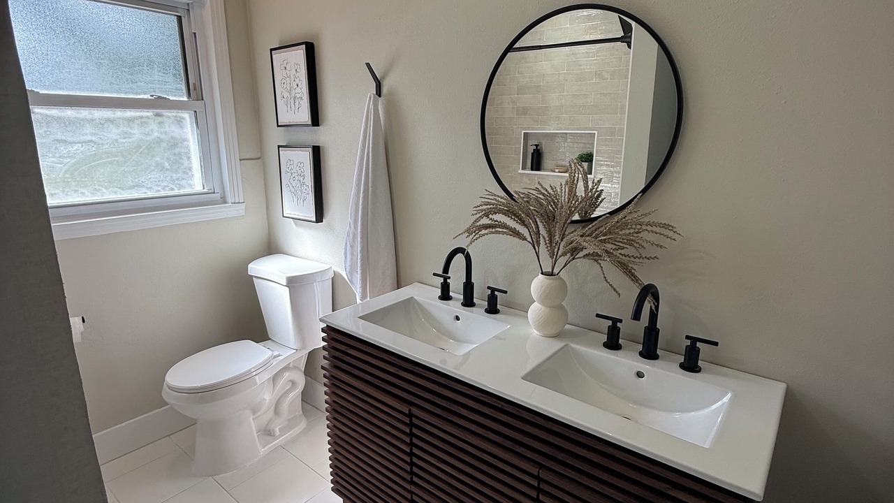 Photo of Bathroom in South Pinellas Community Council