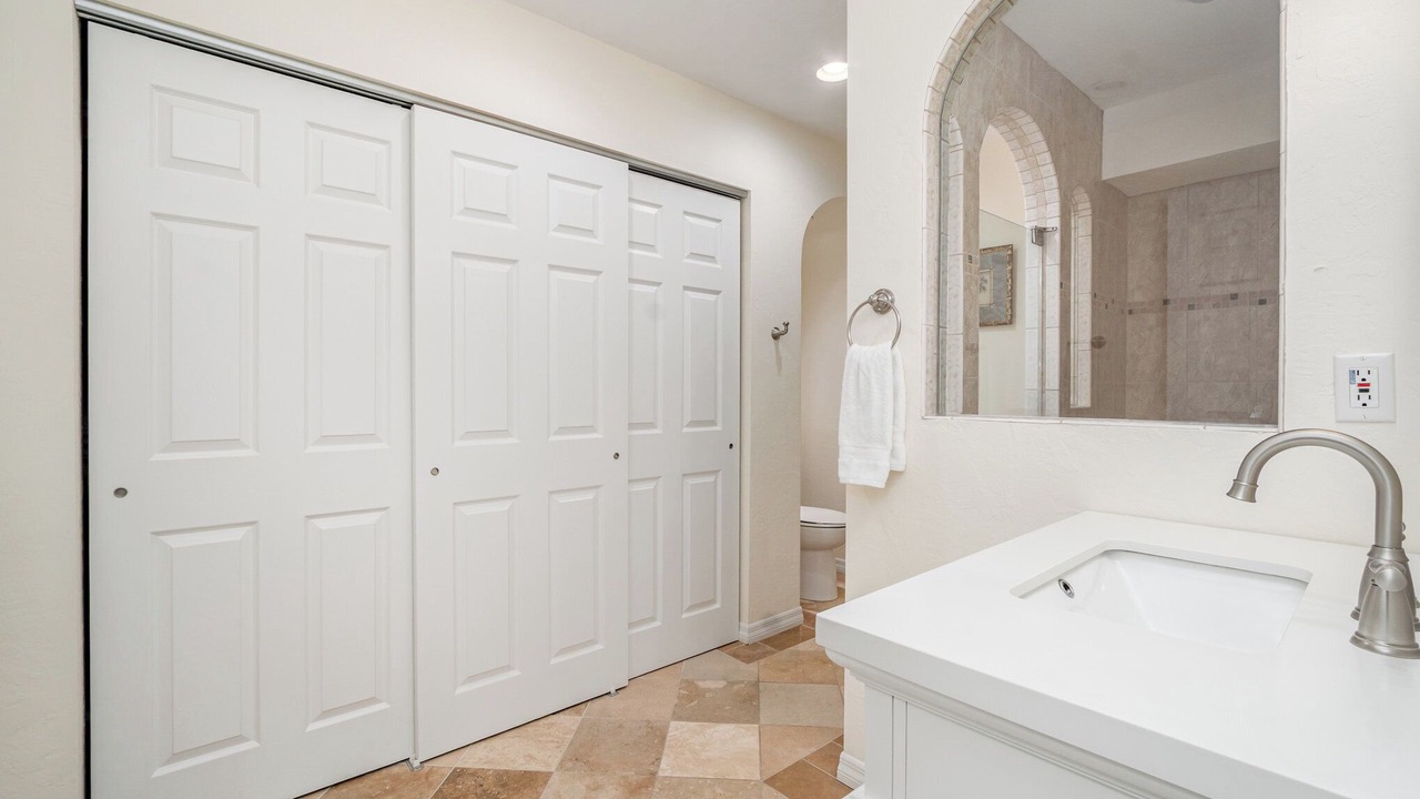 Photo of Bathroom in Imperial Golf Estates