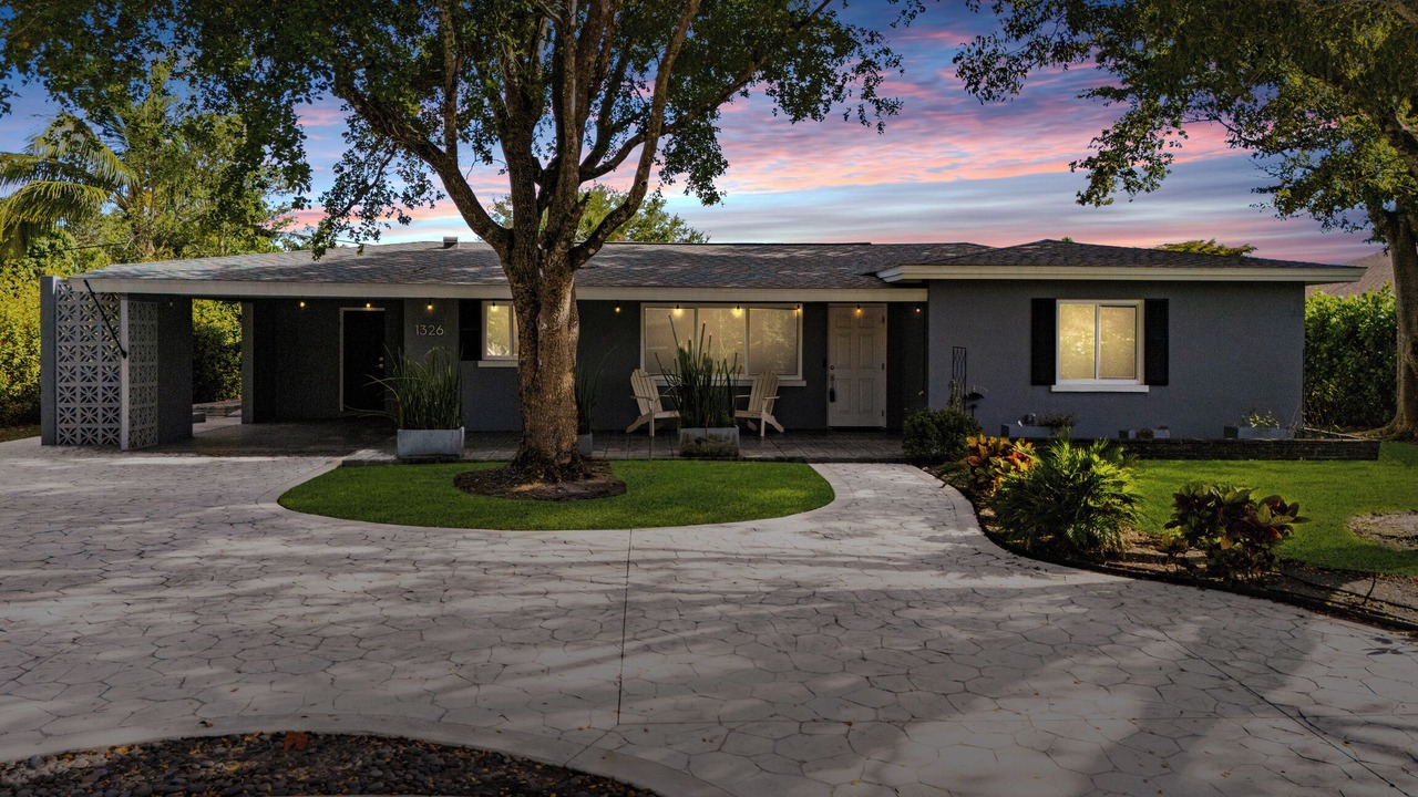 Photo of Outdoor in Country Club
