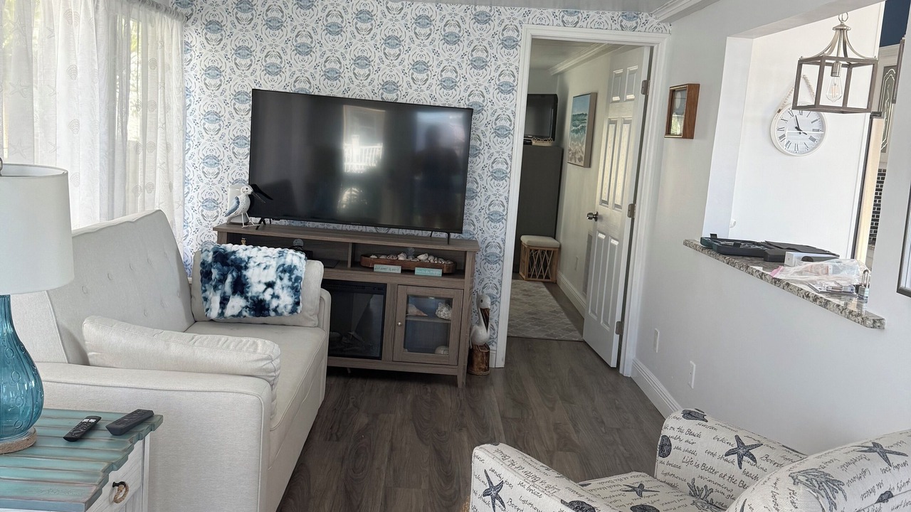 Photo of Livingroom in Hutchinson Island South