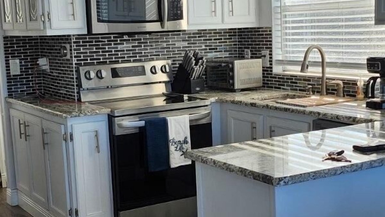 Photo of Kitchen in Hutchinson Island South