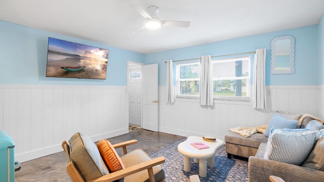 Photo of Livingroom in Memphis