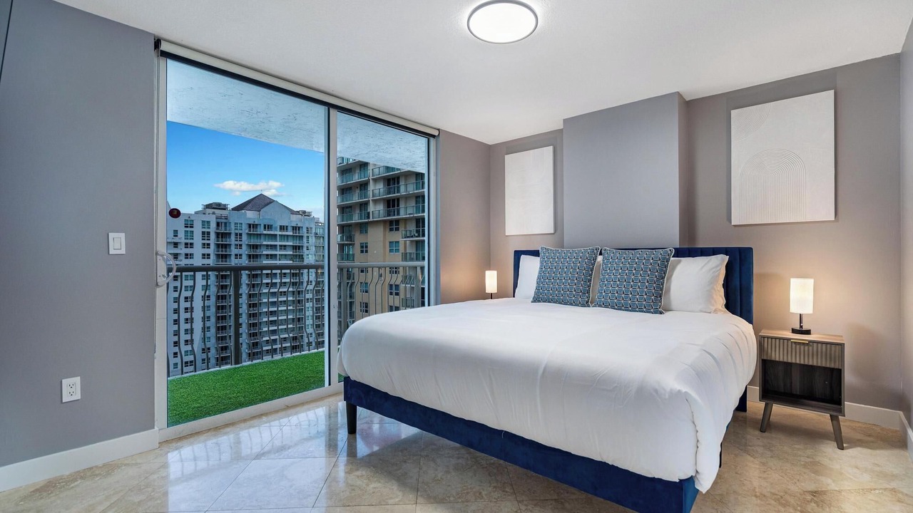 Photo of Bedroom in Brickell
