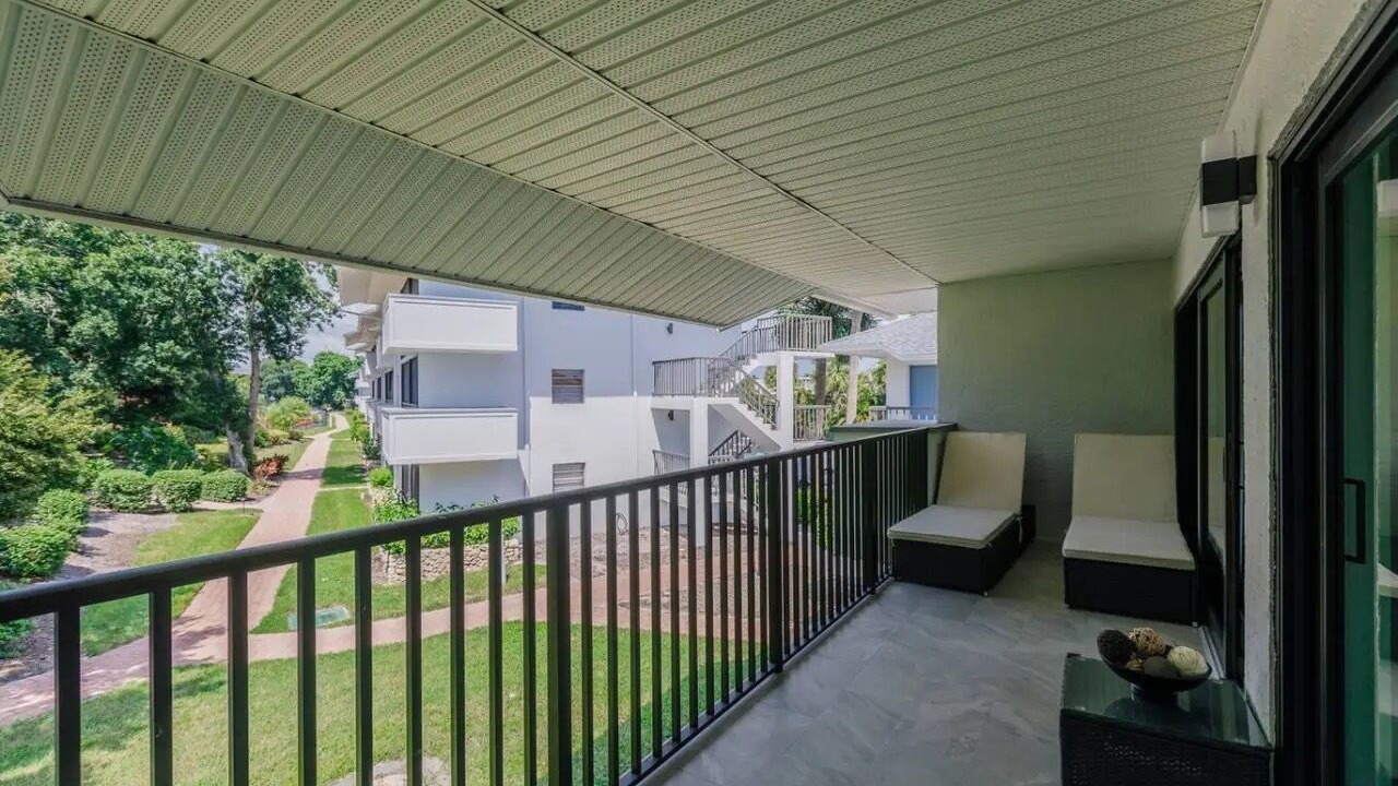 Photo of Patio Balcony in Park Shore