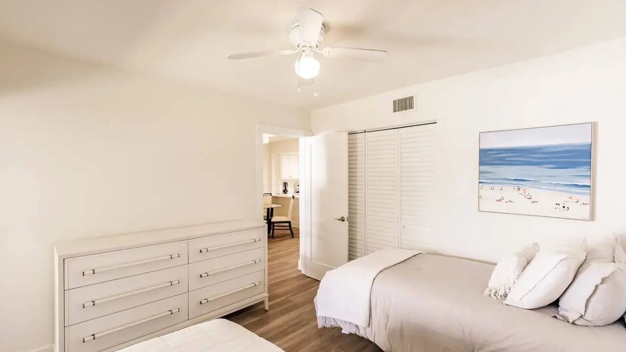Photo of Bedroom in Park Shore