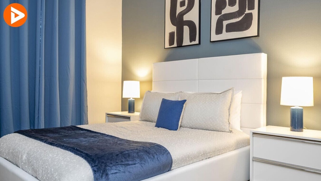 Photo of Bedroom in Bay Lake