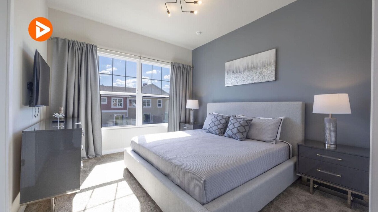 Photo of Bedroom in Bay Lake