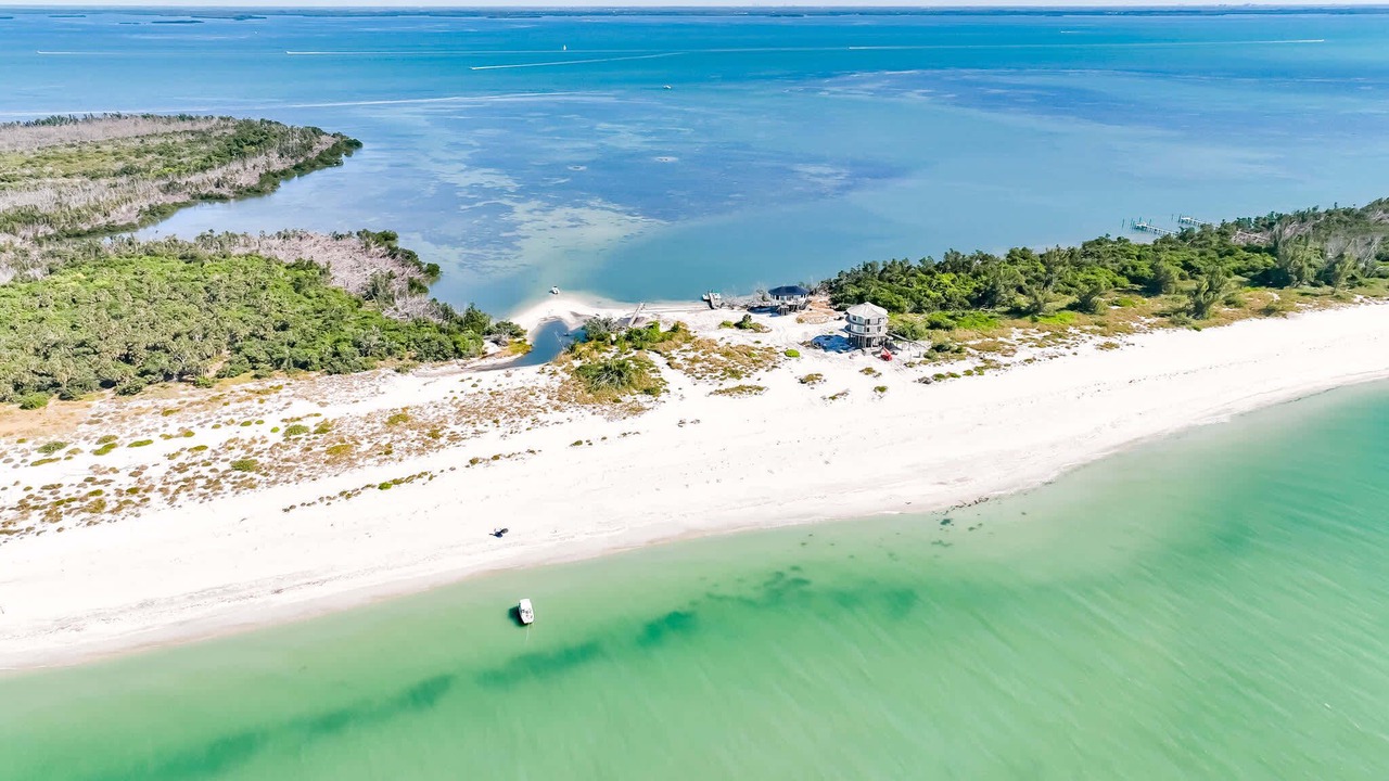 Photo of Others in Captiva