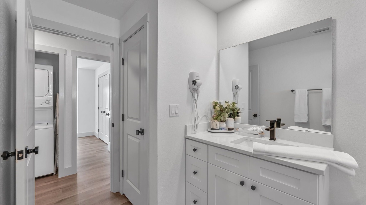 Photo of Bathroom in Dixieland