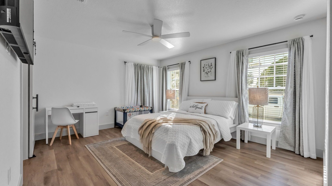 Photo of Bedroom in Dixieland